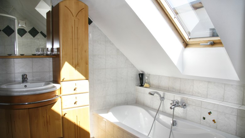 Bathroom apartment, © Bioweinbau Strom Bathroom apartment, © Bioweinbau Strom