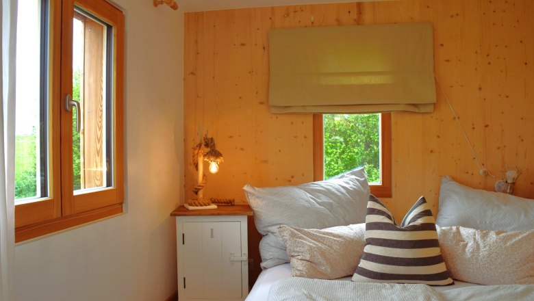 Mrs.Green bedroom, © Nina Susanne Himmelmaier Mrs.Green bedroom, © Nina Susanne Himmelmaier