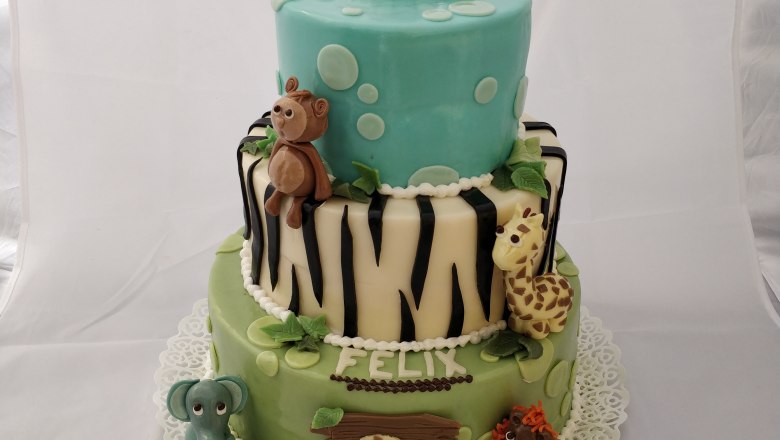 Children's birthday cake, © Kindergeburtstagstorte, © Bäckerei-Konditorei Pilz, Katrin Pilz Children's birthday cake, © Kindergeburtstagstorte, © Bäckerei-Konditorei Pilz, Katrin Pilz