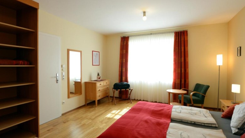 Apartment bedroom, © Regina Petric Apartment bedroom, © Regina Petric