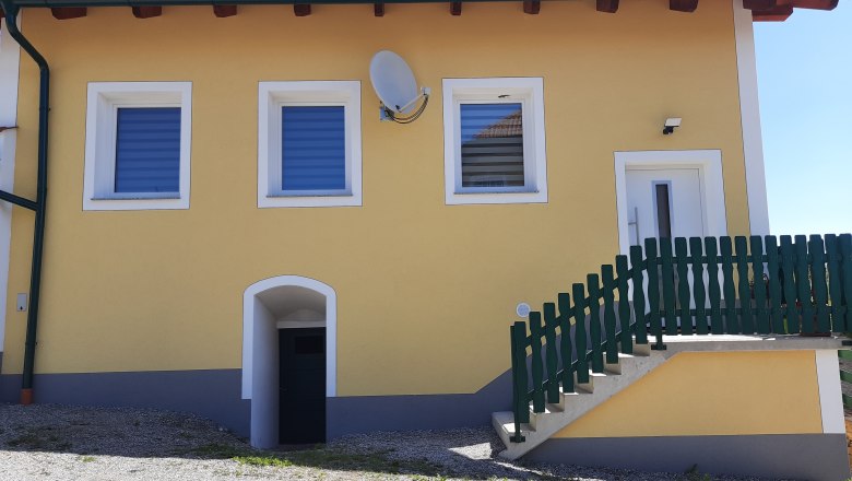Exterior view of the "Hoamatgefühl" vacation apartment building, © Martina Greßl Exterior view of the "Hoamatgefühl" vacation apartment building, © Martina Greßl