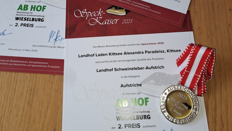 Landhof Laden Kittsee, certificates, © Landhof Laden Kittsee Landhof Laden Kittsee, certificates for the products from our own production