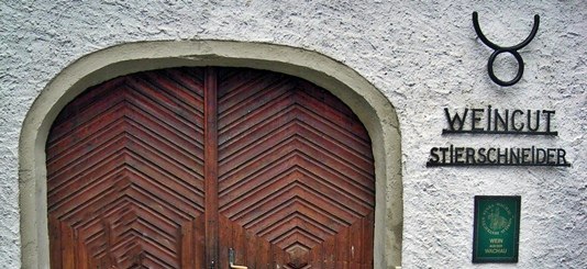 Stierschneider winery, exterior facade, © Weingut Stierschneider Stierschneider winery, exterior facade, © Weingut Stierschneider