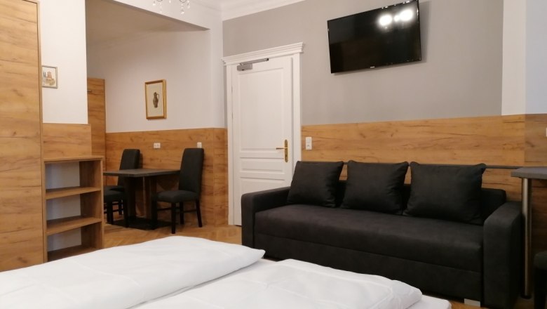 Guest rooms at the Aparthotel Goldener Stern, © Inhaber Peter Mayer Guest rooms at the Aparthotel Goldener Stern, © Inhaber Peter Mayer