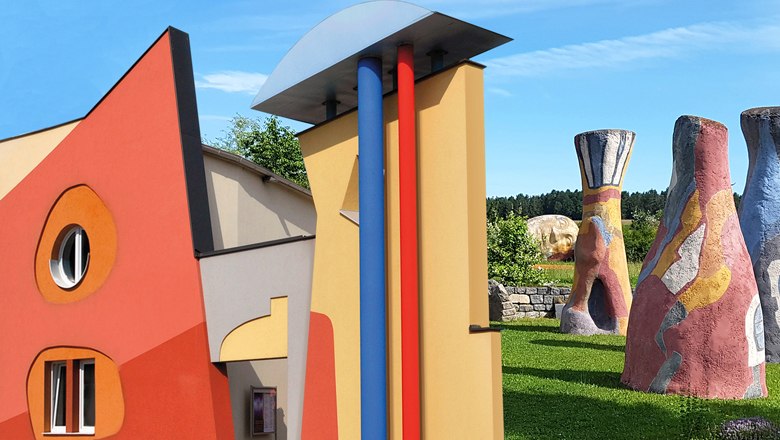 The Waldviertel Art Museum, © IDEA Colorful building with sculptural elements in the Waldviertel Art Museum.