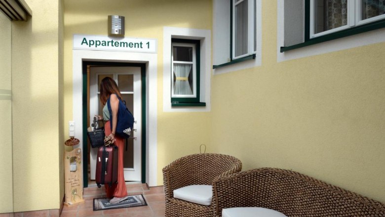 Apartment entrance, © Regina Petric Apartment entrance, © Regina Petric