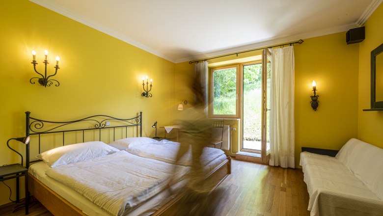 The Yellow Room, © Markus Tatscher The Yellow Room, © Markus Tatscher