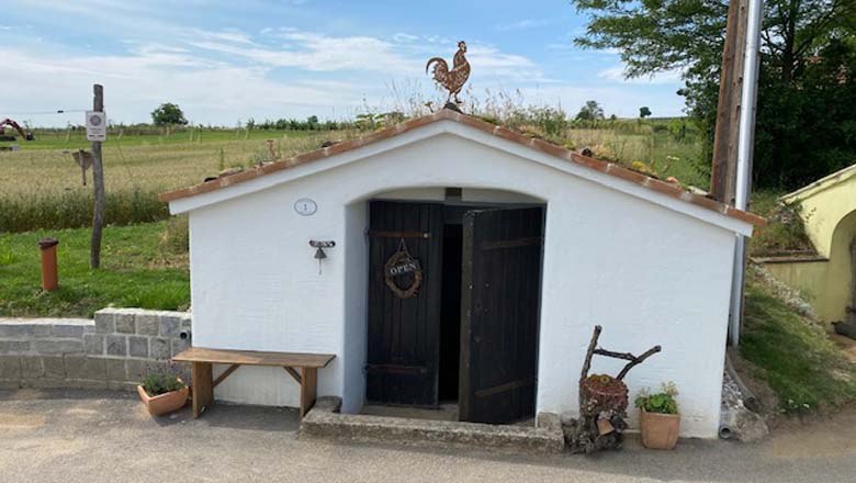 Wine cellar rest stop, © Michaela Pabst Wine cellar rest stop, © Michaela Pabst