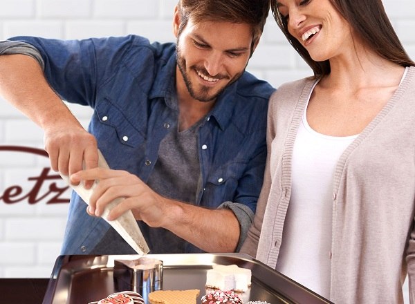 Swedish bombs workshop, © Niemetz Schwedenbomben Swedish bombs workshop, © Niemetz Schwedenbomben