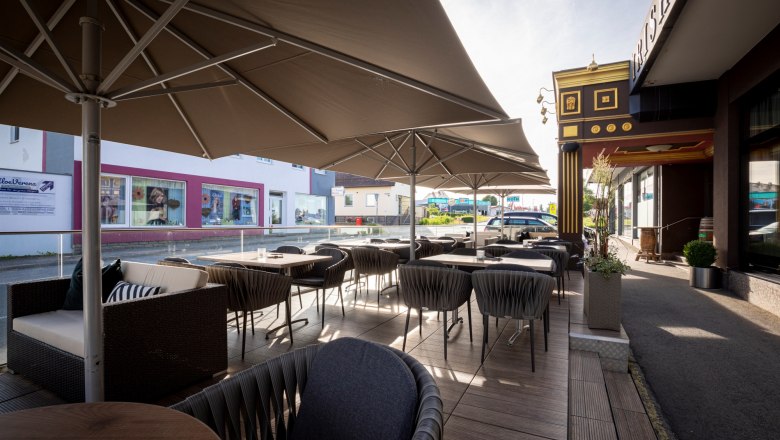 Terrace, © Foggy Mix Terrace, © Foggy Mix