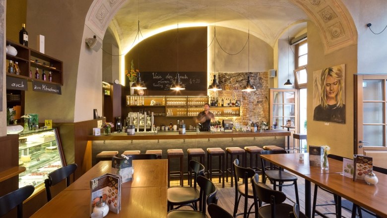 Café in Palais Wellenstein, © Werner Jäger Café in Palais Wellenstein, © Werner Jäger