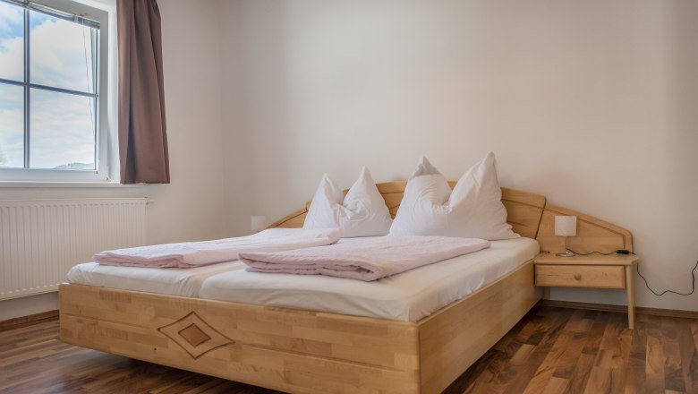 Bedroom 1 in the Weitental vacation home, © Gerald Demolsky Bedroom 1 in the Weitental vacation home, © Gerald Demolsky