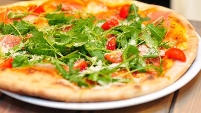 Cyclists like pizza too, © Pixabay Cyclists like pizza too, © Pixabay