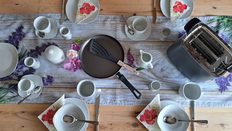 Apartment Holunder Kitchen equipment, © Gerald Eigelsreiter Apartment Holunder Kitchen equipment, © Gerald Eigelsreiter