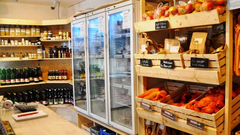 Refrigerators and fruit and vegetables, © waldviertel2go Refrigerators and fruit and vegetables, © waldviertel2go