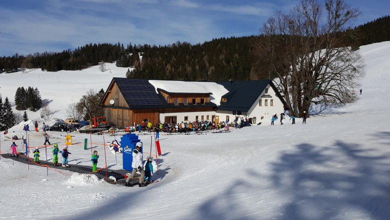 Ski lift, © Erika Pieber Ski lift, © Erika Pieber