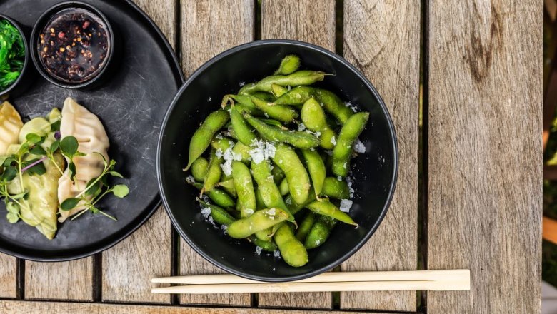 Refined dishes in the movie bar, © Studio Ideenladen Refined dishes in the movie bar, © Studio Ideenladen