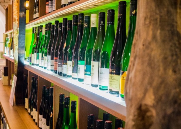 Wine bar detail, © Viwe Vinothek und Weinbar Wine bar detail, © Viwe Vinothek und Weinbar