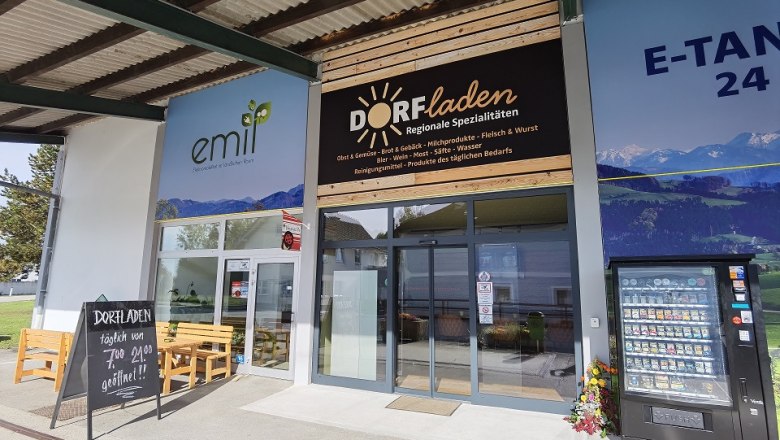 Village store Sankt Pantaleon, © Sonnenladen Gmbh Village store Sankt Pantaleon, © Sonnenladen Gmbh