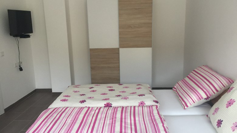 Private room Jarosch, Tulln, © Familie Jarosch Modern furnished double room