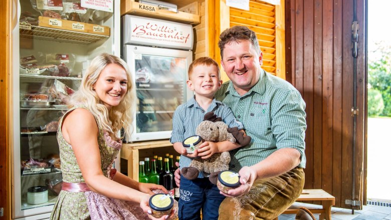 Willis farm Speckomat, © Familie Wilhelm/POV Robert Herbst The Wilhelm family presents its products