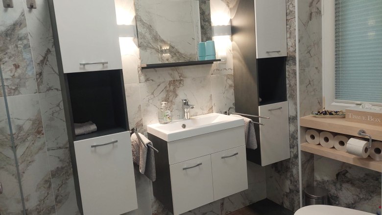 Bathroom with WC, © SilviaSchuh Bathroom with WC, © SilviaSchuh