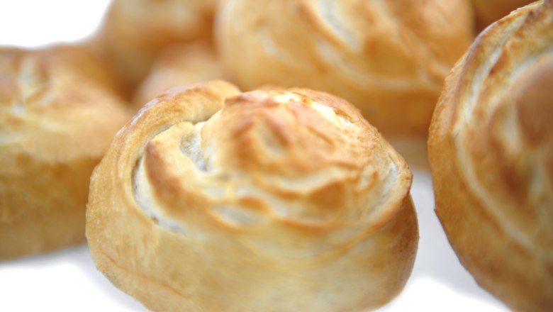 Wachauer Laberl, © Bäckerei Schmidl, Dürnstein Close-up of Wachauer Laberl, an Austrian pastry.