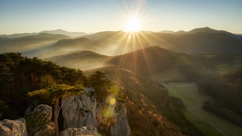 Sunset on the Peilstein, © Wienerwald Tourismus/Günter Wittholm Sunset on the Peilstein, © Wienerwald Tourismus/Günter Wittholm