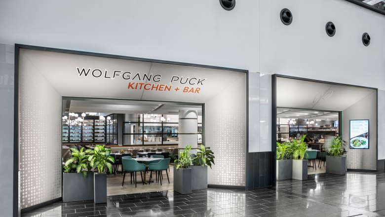 Wolfgang Puck Kitchen + Bar, © Flughafen Wien Wolfgang Puck Kitchen + Bar, exterior view