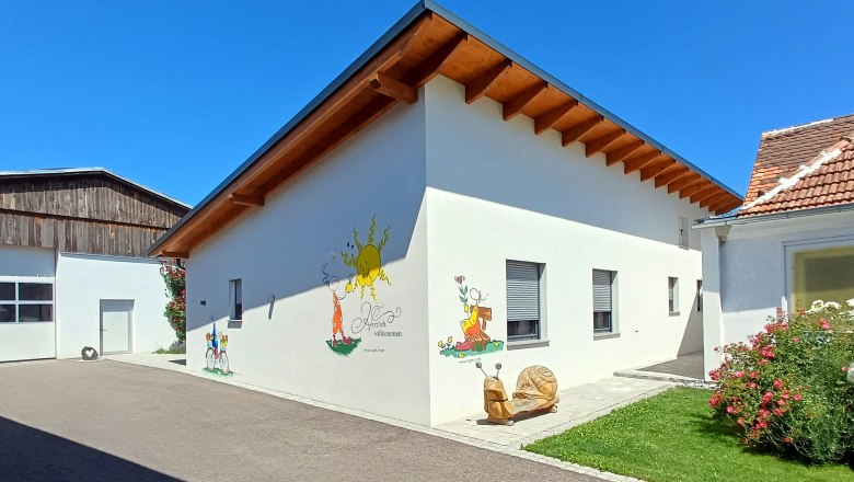 our house (garden view), © Martina Bachzelt our house (garden view), © Martina Bachzelt