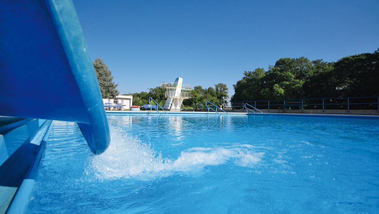 Parkbad Schönkirchen-Reyersdorf, © Reckendorfer Parkbad Schönkirchen-Reyersdorf, © Reckendorfer