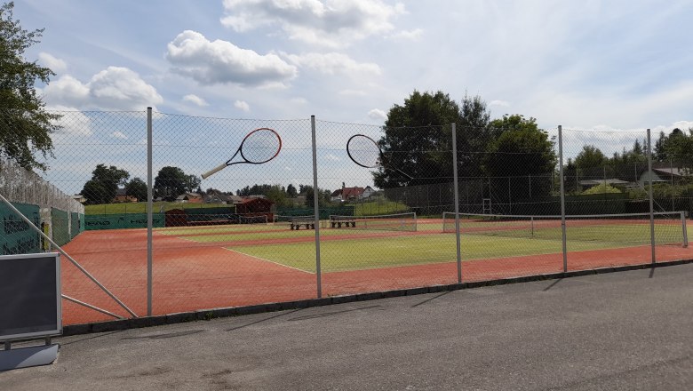 Tennis court in Amaliendorf, © Ferienhaus Leopold Tennis court in Amaliendorf, © Ferienhaus Leopold