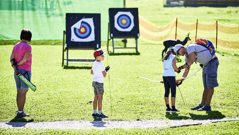 011_archery_range, © (C)FotoLois.com, Alois Spandl 011_archery_range, © (C)FotoLois.com, Alois Spandl