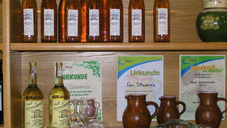 Products in the farm shop, © Familie Schwameis Products in the farm shop, © Familie Schwameis