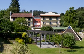 Hotel view from the SIRIUS Energy World, © Hotel-Restaurant Liebnitzmuehle GmbH & Co KG Hotel view from the SIRIUS Energy World, © Hotel-Restaurant Liebnitzmuehle GmbH & Co KG