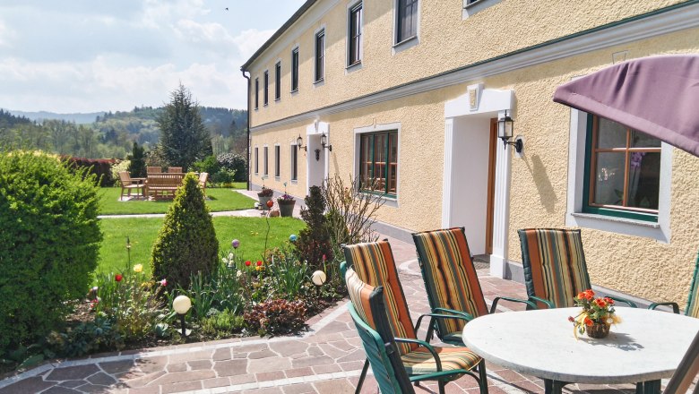 Front garden, © Lothspieler Front garden, © Lothspieler