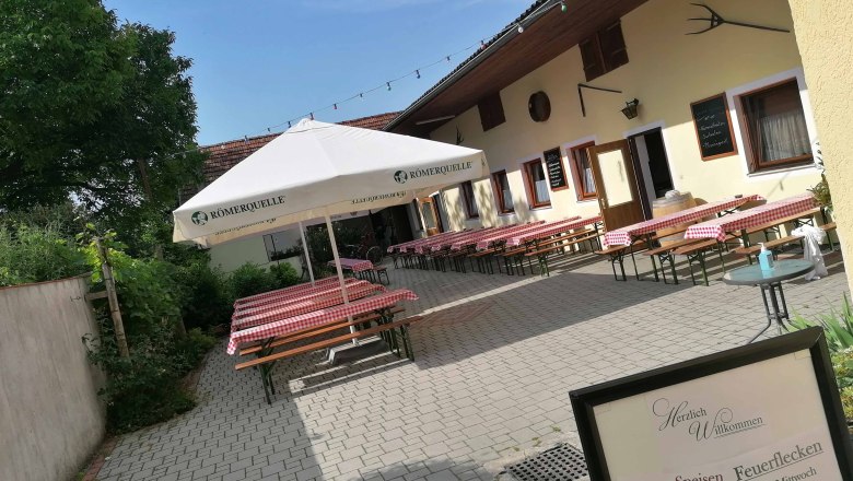 Wine taverns & winery Maurer, © Heurigen & Weinbau Maurer Wine taverns & winery Maurer, © Heurigen & Weinbau Maurer