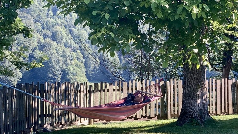 Hammock, © Gera S. Hammock, © Gera S.