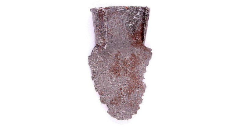 Iron plowshare from the Thunau site, © State Collections of Lower Austria, UF-19020.277 Iron plowshare from the Thunau site, © State Collections of Lower Austria, UF-19020.277