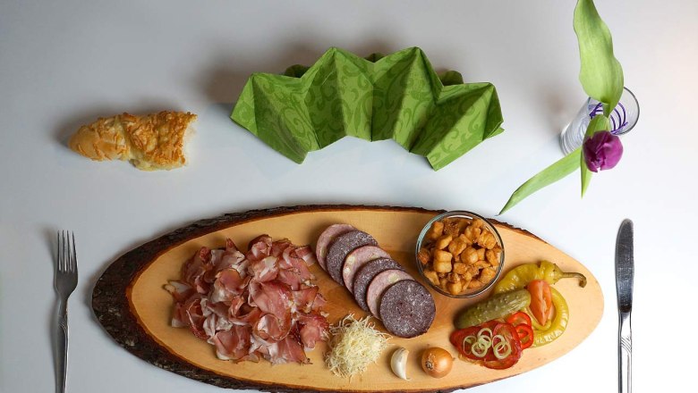 Heurigen snack, &copy; Familie Herndler