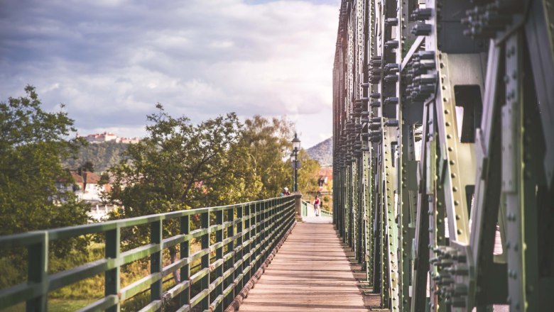 Danube bridge Mautern, &copy; Donau N&Ouml;/Daniela Matejschek