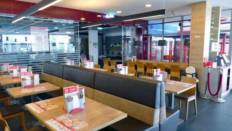 XXXLutz Restaurant, &copy; Marketing St.P&ouml;lten GmbH