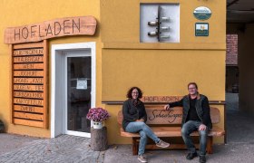 Schachinger farm store, &copy; Christina Wenzina