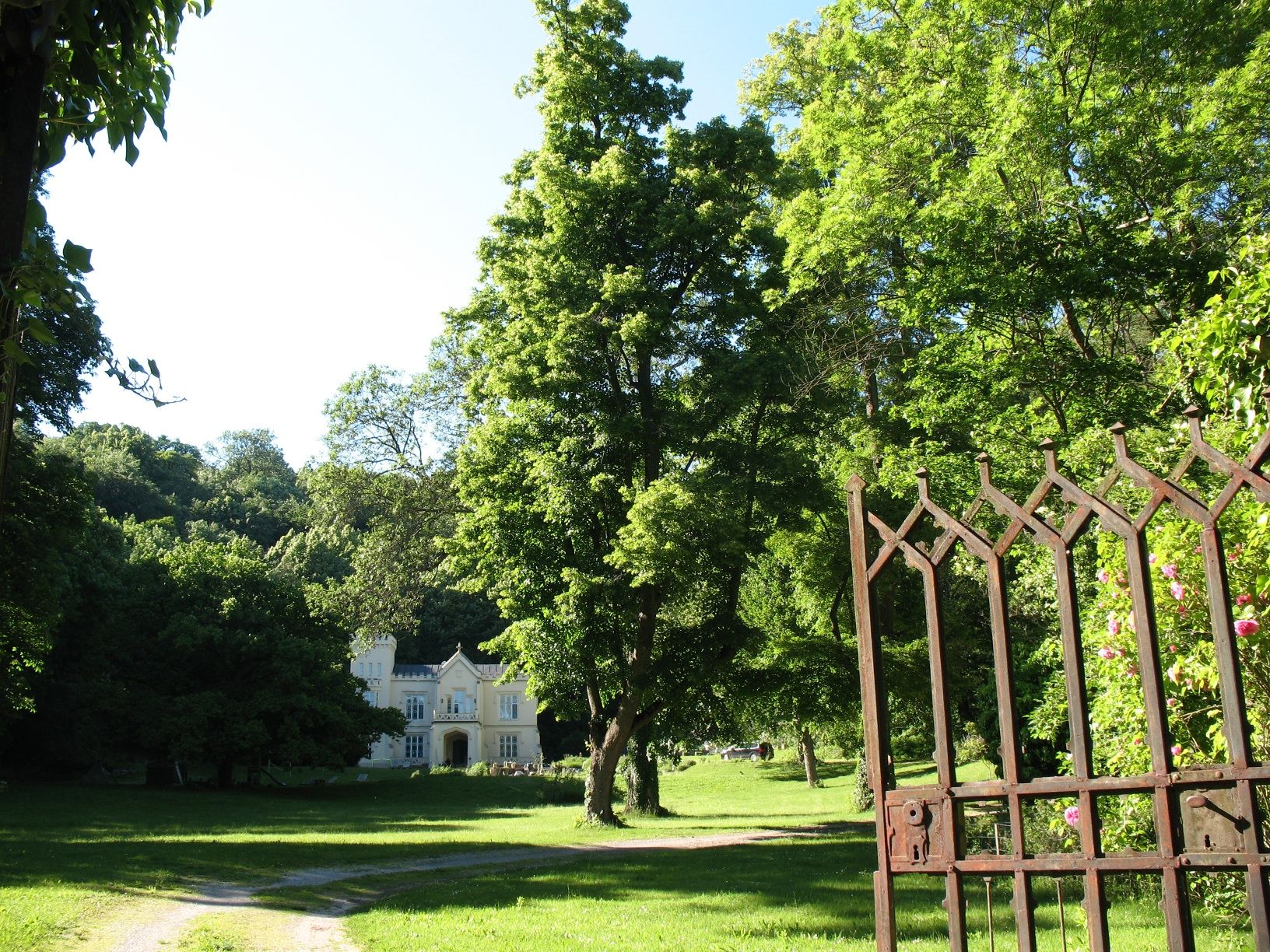 Merkenstein Castle