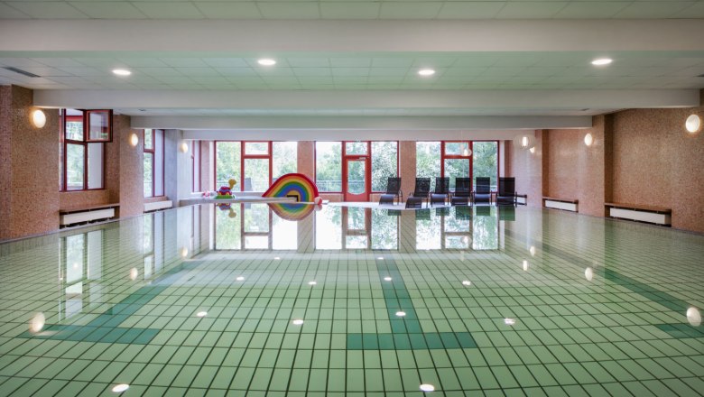 Indoor swimming pool JUFA Hotel Mariazell, © Harald Eisenberger/JUFA Hotels