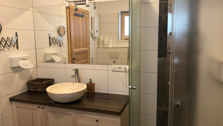 House Royal, bathroom, © Matyas Boglarka