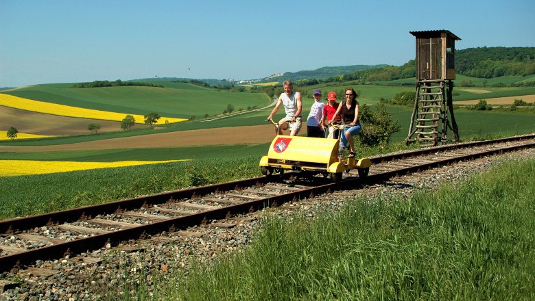 On the go with the Weinviertel Draisine trolley, © Weinvierteldraisine