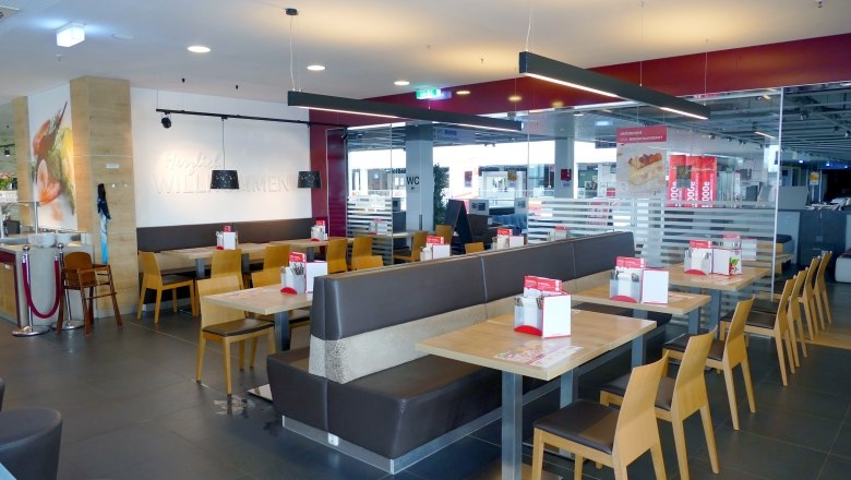 XXXLutz Restaurant, &copy; Marketing St.P&ouml;lten GmbH