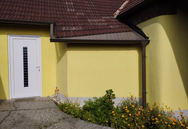 Front door with entrance, © Regina Göschl