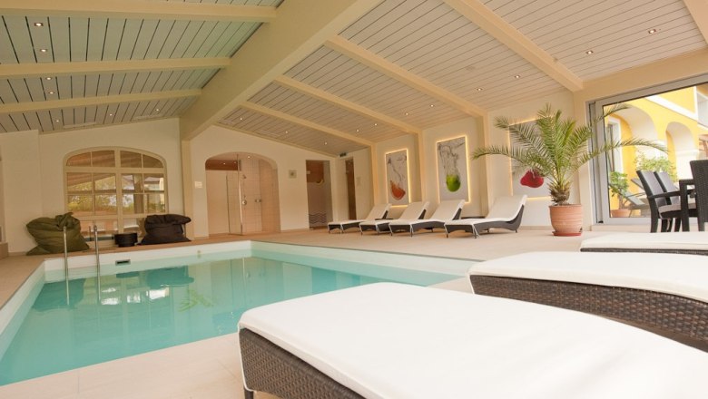 Lazy Hotel Schweighofer, © 2006 Karl Schweighofer jr. www.kpix.at